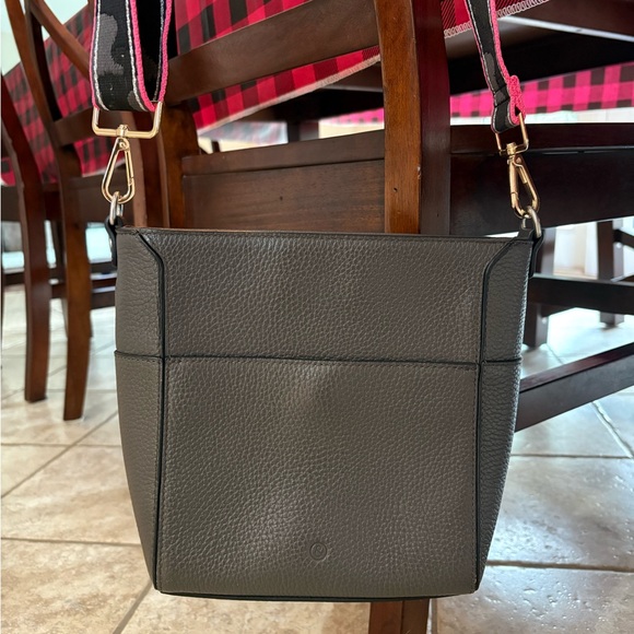 Stylish Gray Leather Crossbody Bag - Picture 1 of 5